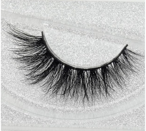 Faux Aurelia Eye Lashes - 3D Mink Eyelashes – Natural & Glamorous Look