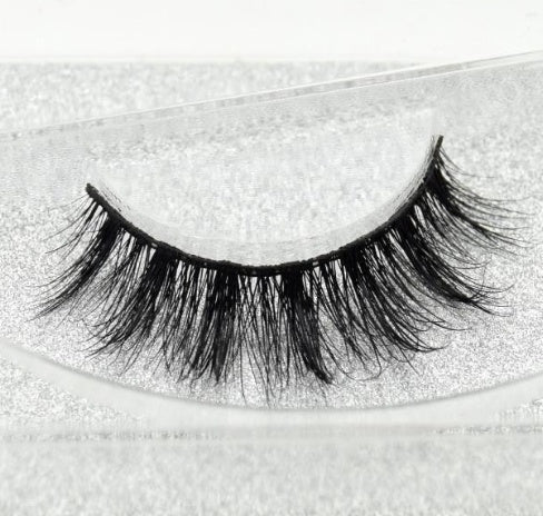 Faux Aurelia Eye Lashes - 3D Mink Eyelashes – Natural & Glamorous Look