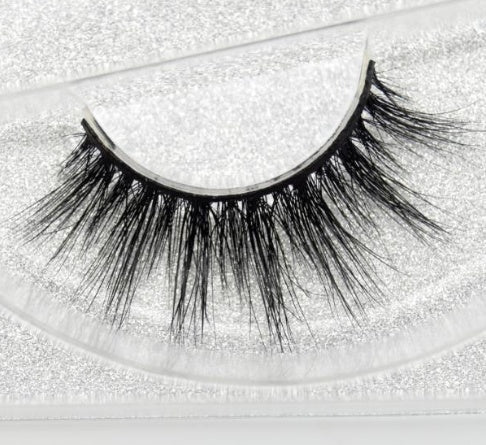 Faux Aurelia Eye Lashes - 3D Mink Eyelashes – Natural & Glamorous Look