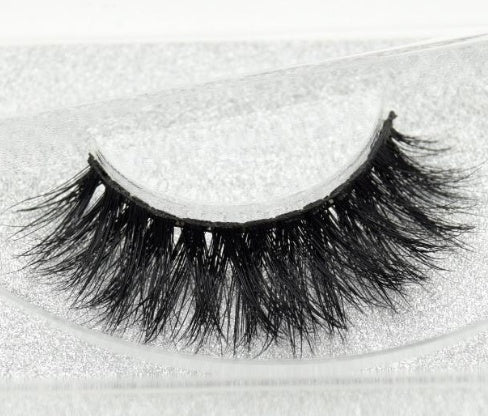 Faux Aurelia Eye Lashes - 3D Mink Eyelashes – Natural & Glamorous Look